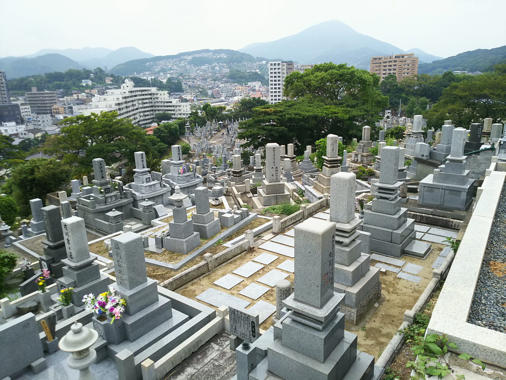 北九州市立　谷口霊園01